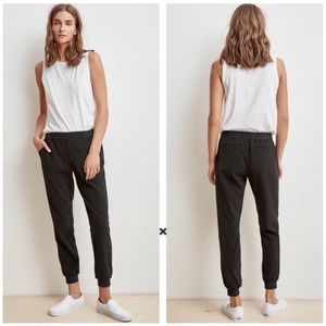 NWT Velvet Graham & Spencer Catelyn Jogger Pant